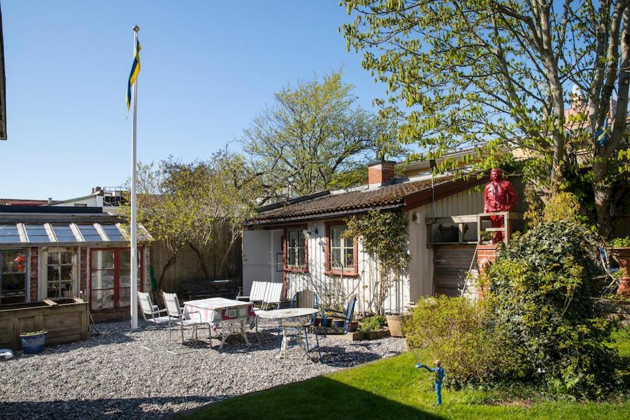 Flodhaestens Husrum & Frukost Bed and Breakfast Varberg Exterior foto